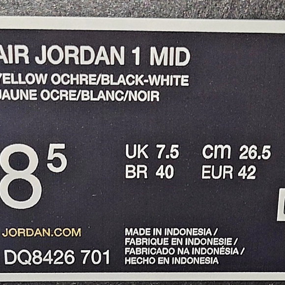 Jordan 1 Mid Mens Shoes main image 5